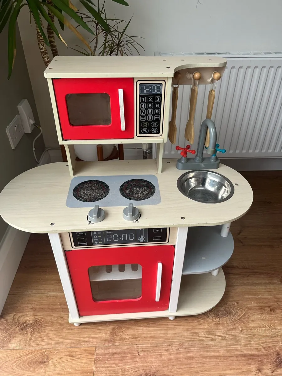 Toy Kitchen - Image 2