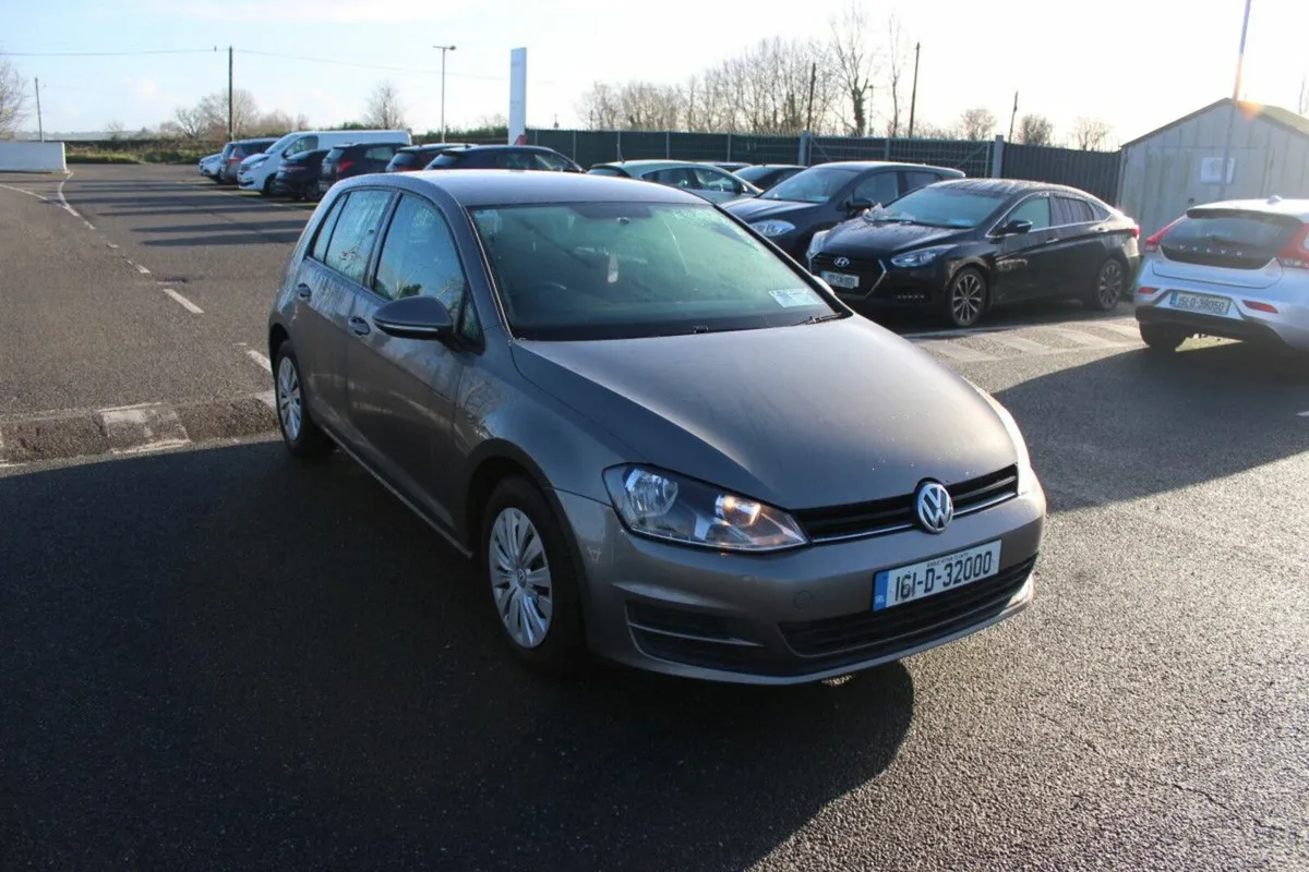 Volkswagen Golf 1.6 TDI 5DR 110HP Trendline - Image 1