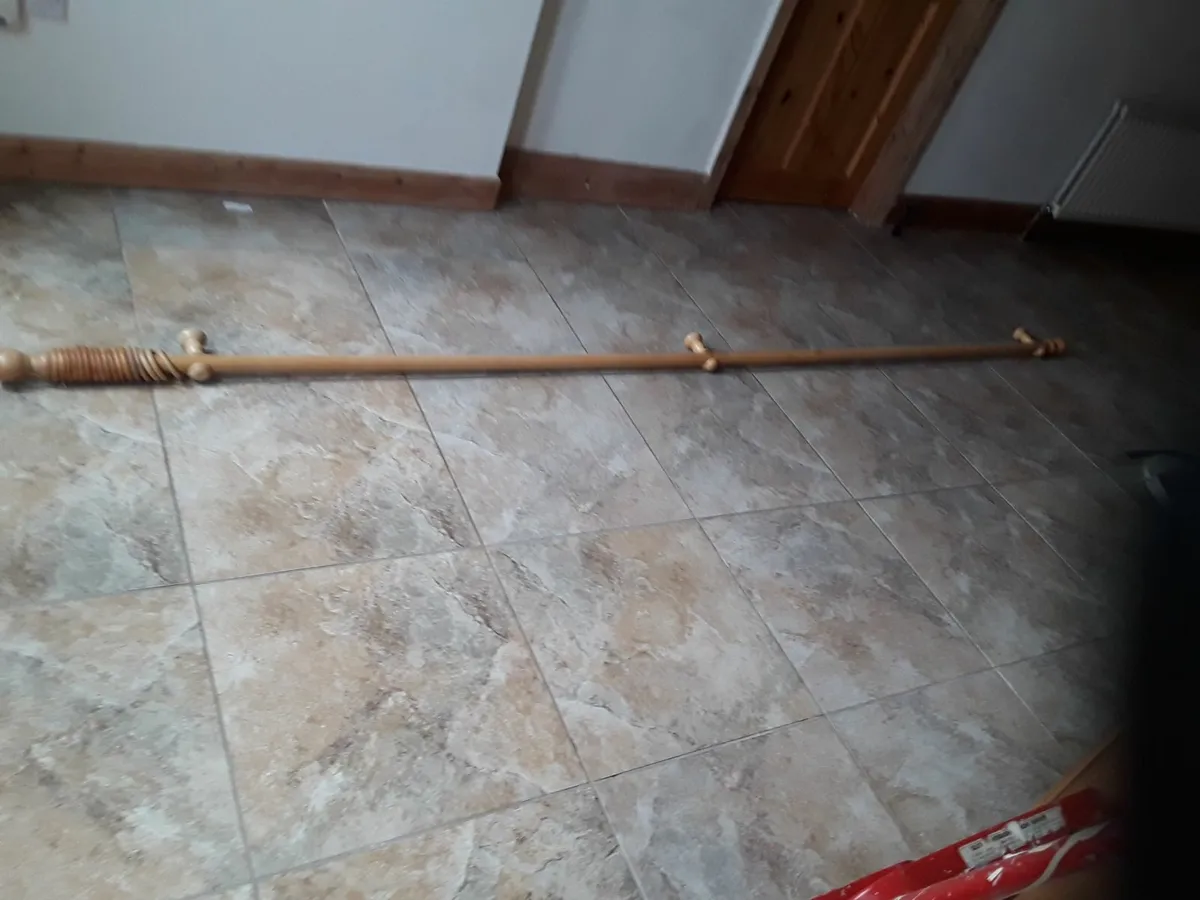 Solid pine pole 10 foot - Image 4