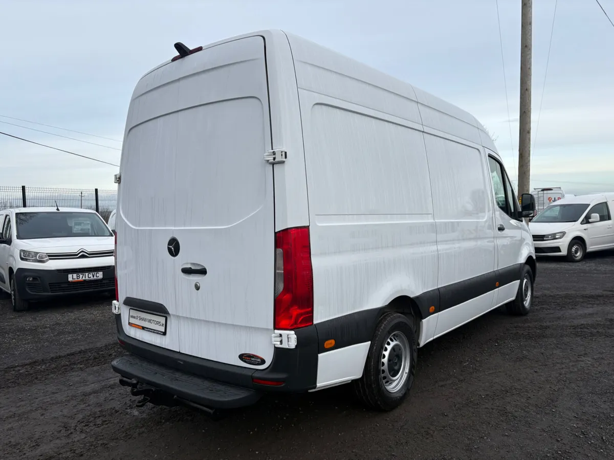 Mercedes-Benz Sprinter 316 MWB - Image 3