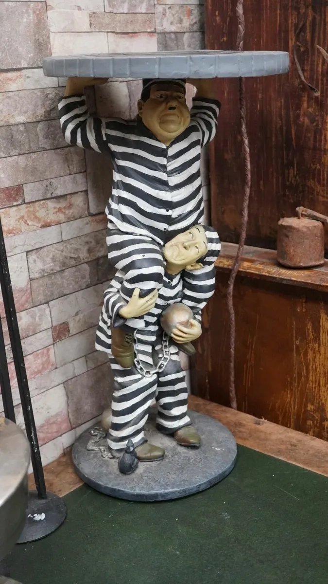 “Laurel & Hardy ‘Manhole Escape’ Side Table / Stan - Image 2