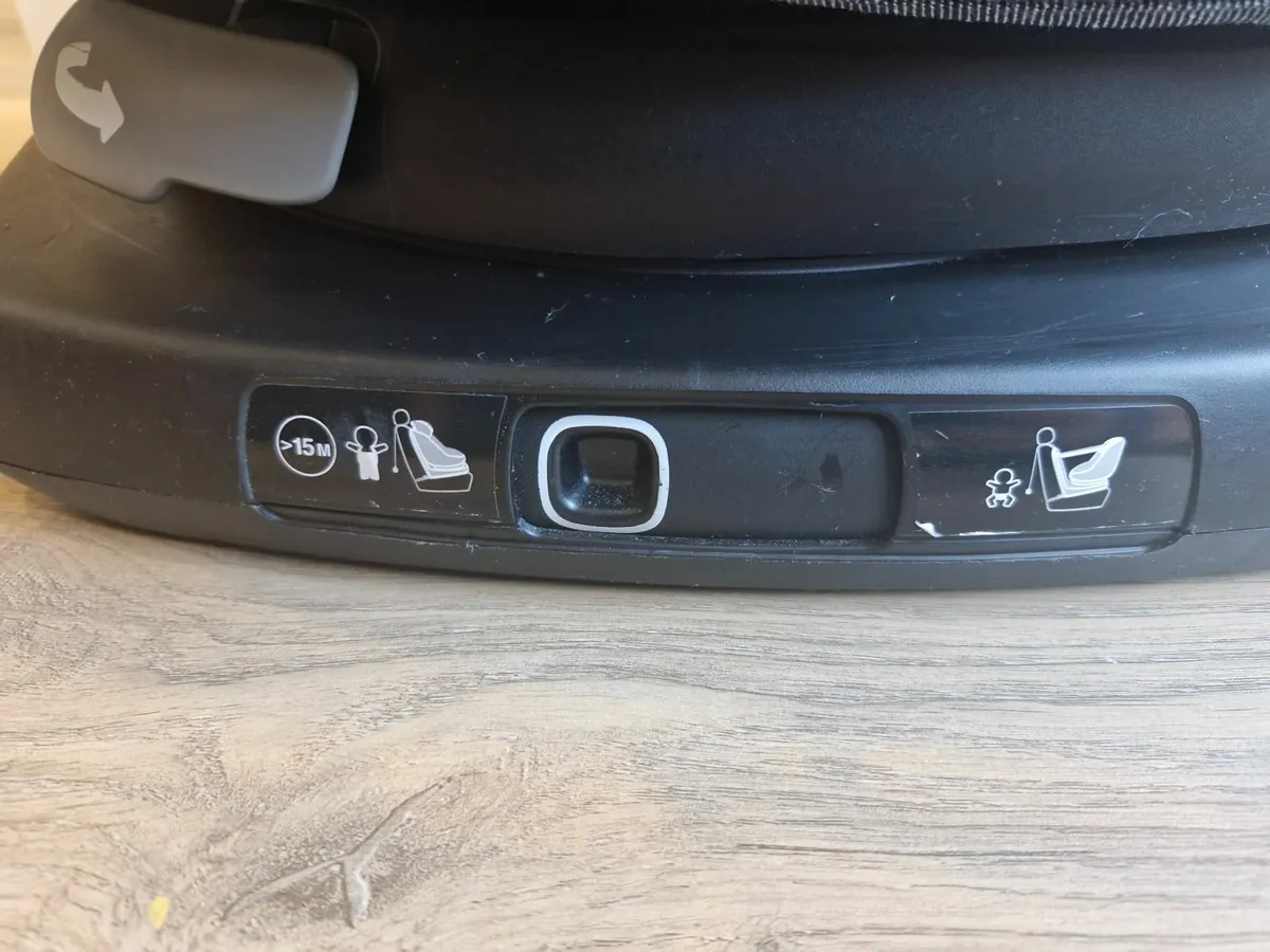Car Seat - Swivel - Image 3