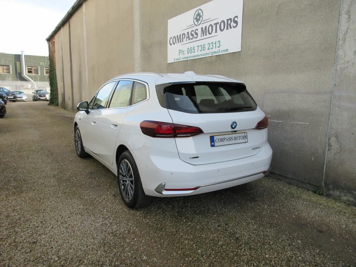 2023 BMW 225e XDRIVE Luxury - Image 4