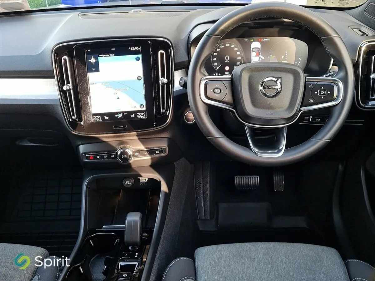 Volvo XC40 VOLVO XC40 Plus Dark - Image 4