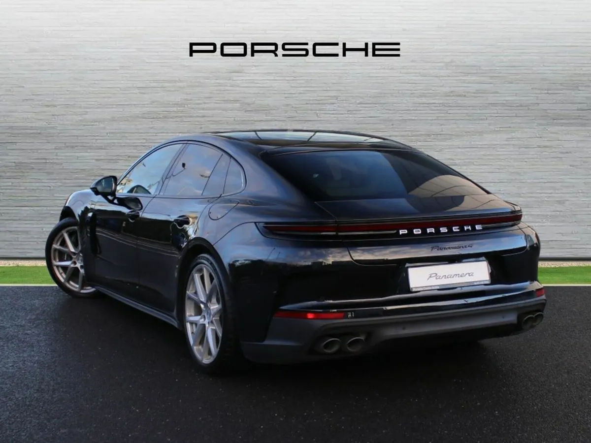 Porsche Panamera 4 E-Hybrid - Image 3
