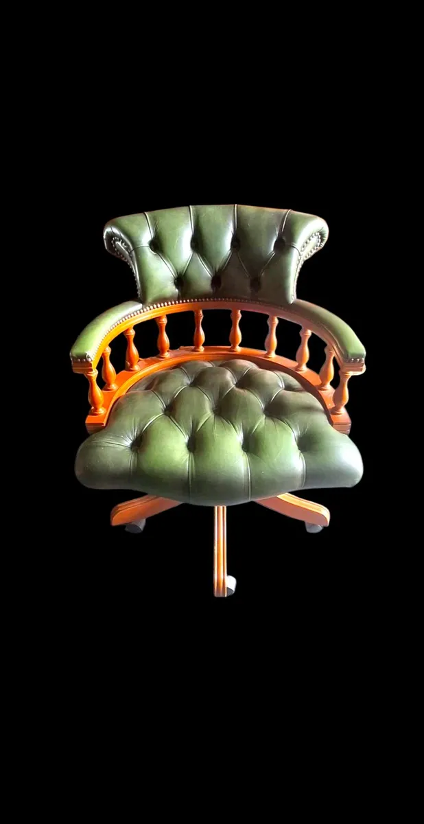 Captains chair - Image 3