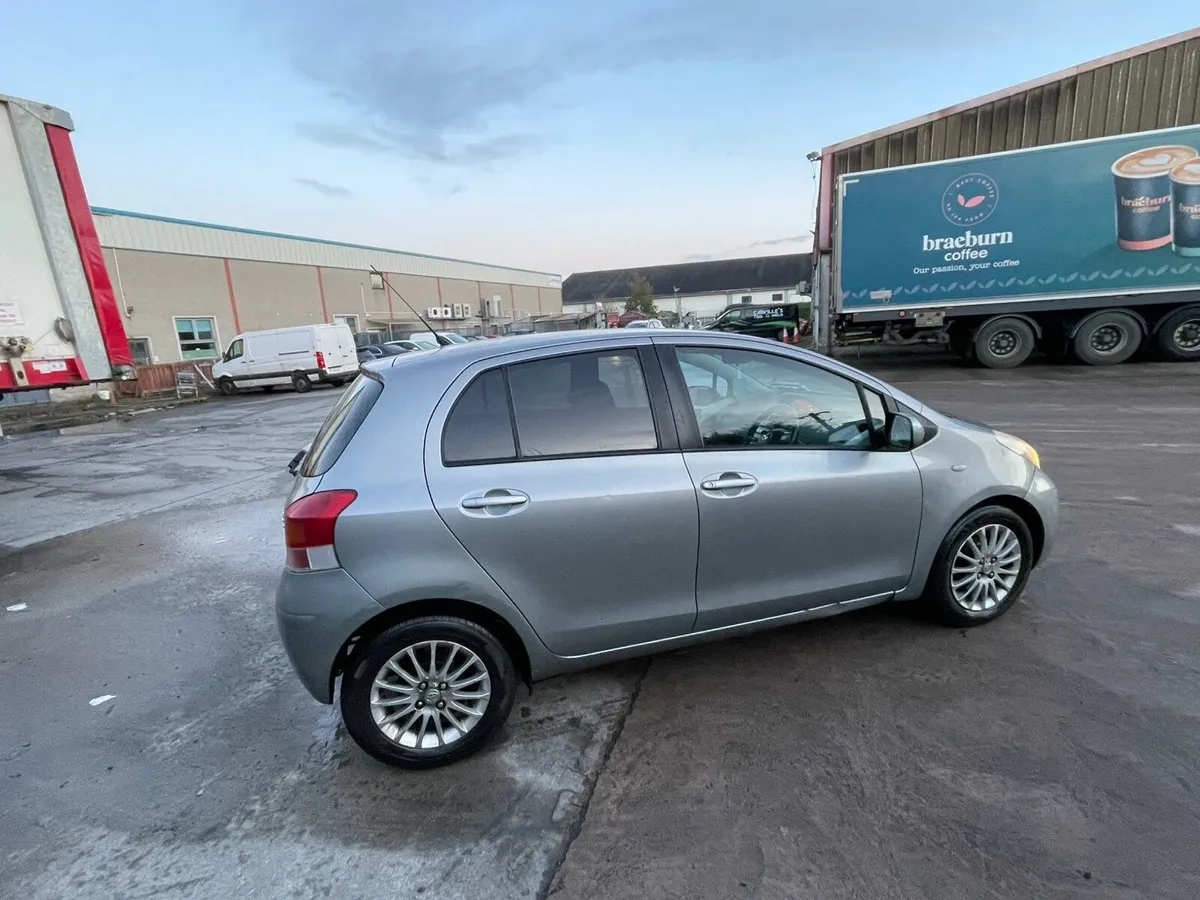 Toyota yaris 2009 1.4 diesel - Image 1