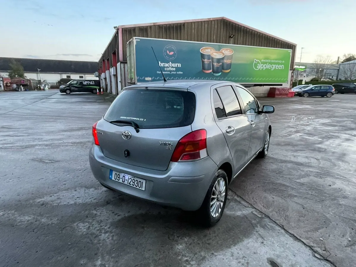 Toyota yaris 2009 1.4 diesel - Image 3