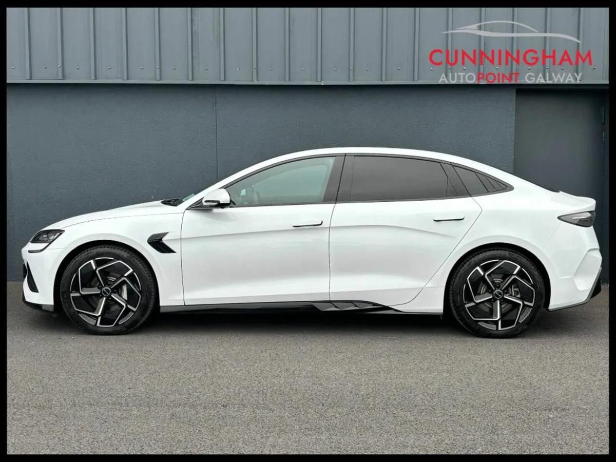 BYD SEAL Excellence AWD 530BHP - Image 4