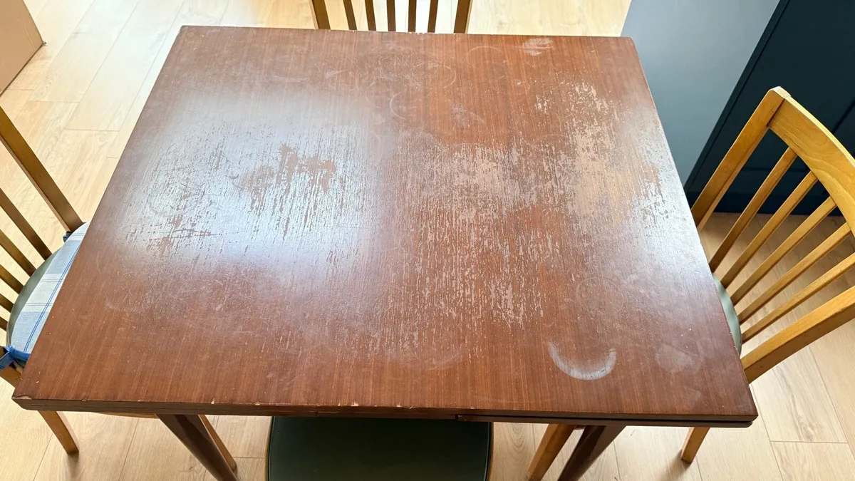 table chair for free - Image 2