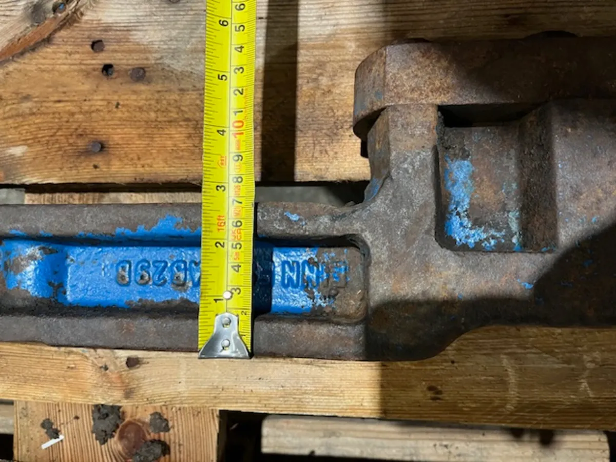 Ford 10 series pull/drawbar - Image 4