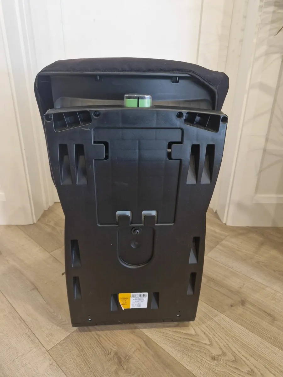 Car Seat - Swivel - Image 3