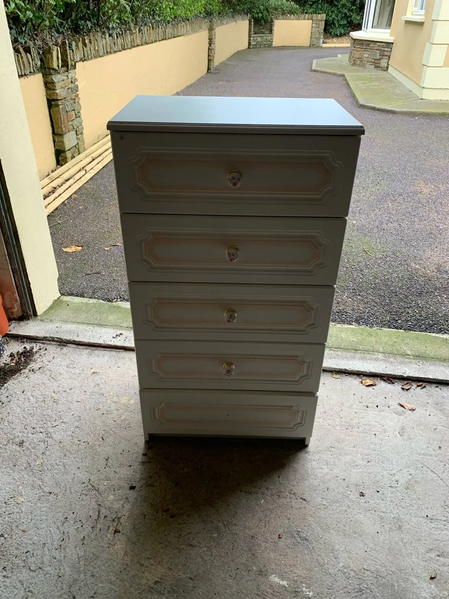 Bedroom Chest of Drawers ( Pink / White ) - Image 2
