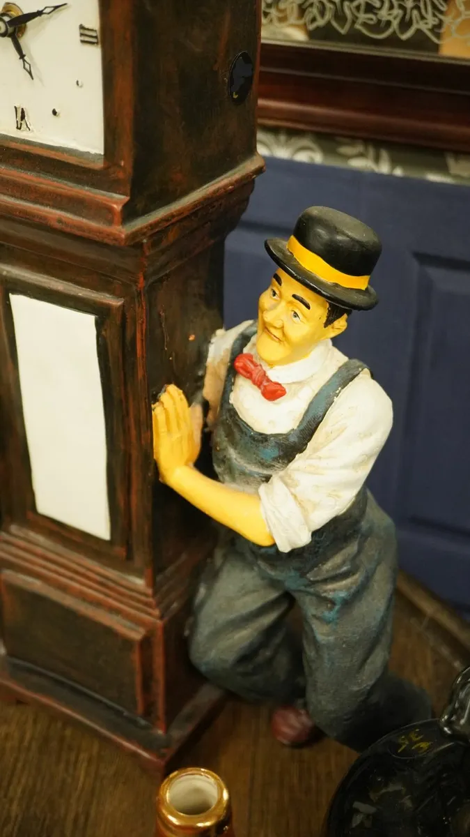 Laurel & Hardy Clock - Image 3