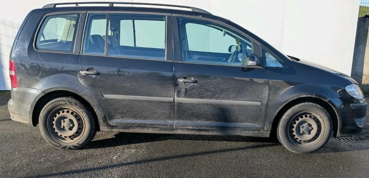 VW TOURAN - Image 4