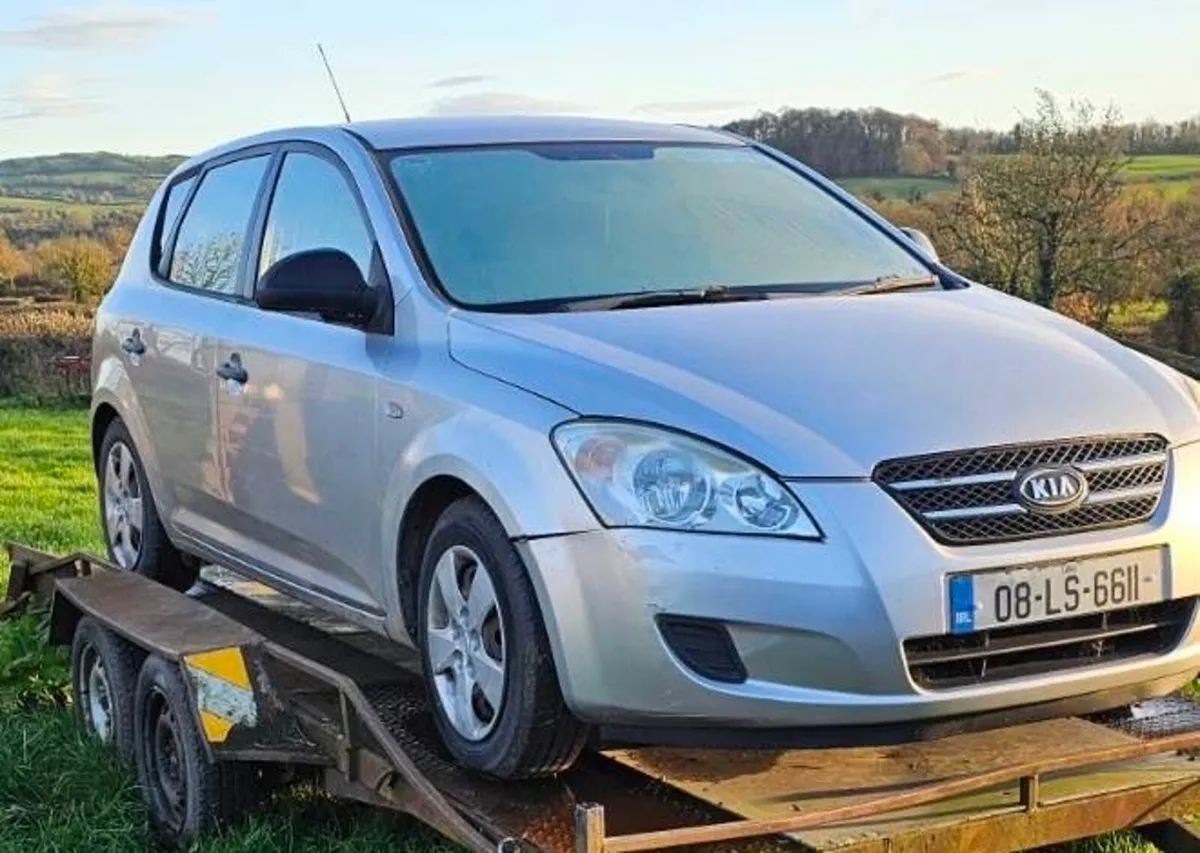 Kia ceed 1.6 Diesel - Image 4