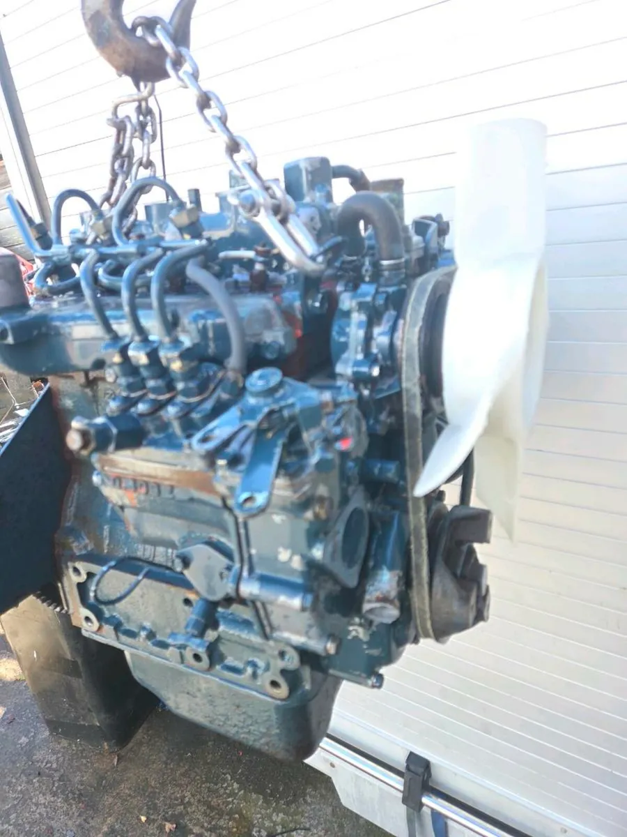 Kubota D600 3 cylinder diesel engine - Image 1