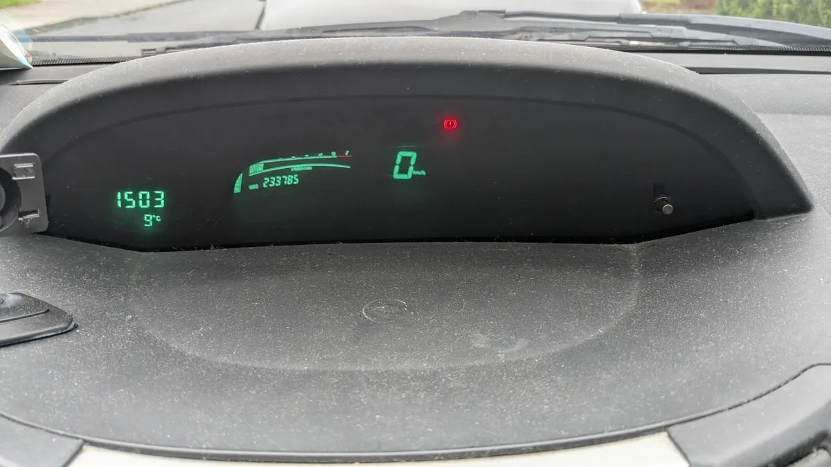 Toyota Yaris 2009 - Image 4