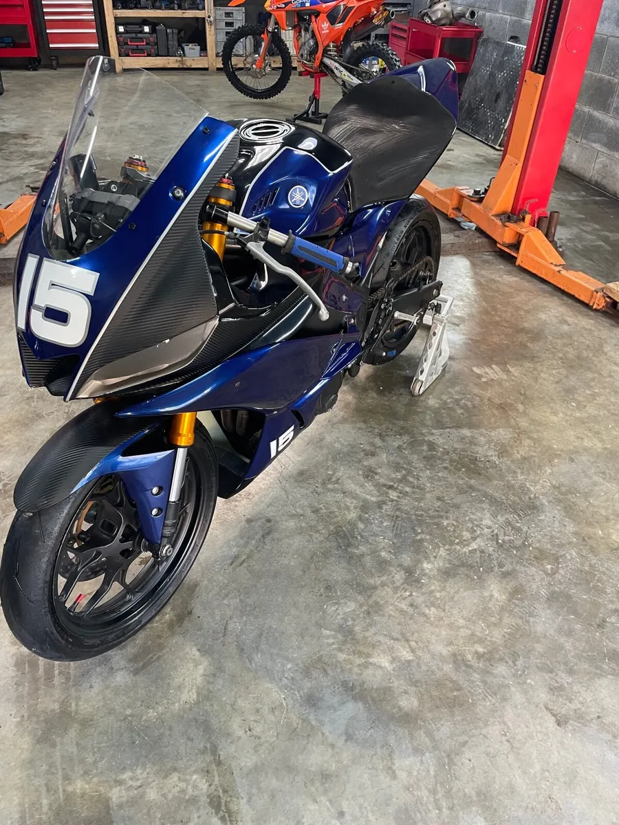 Yamaha r3 ss300 race bike - Image 1
