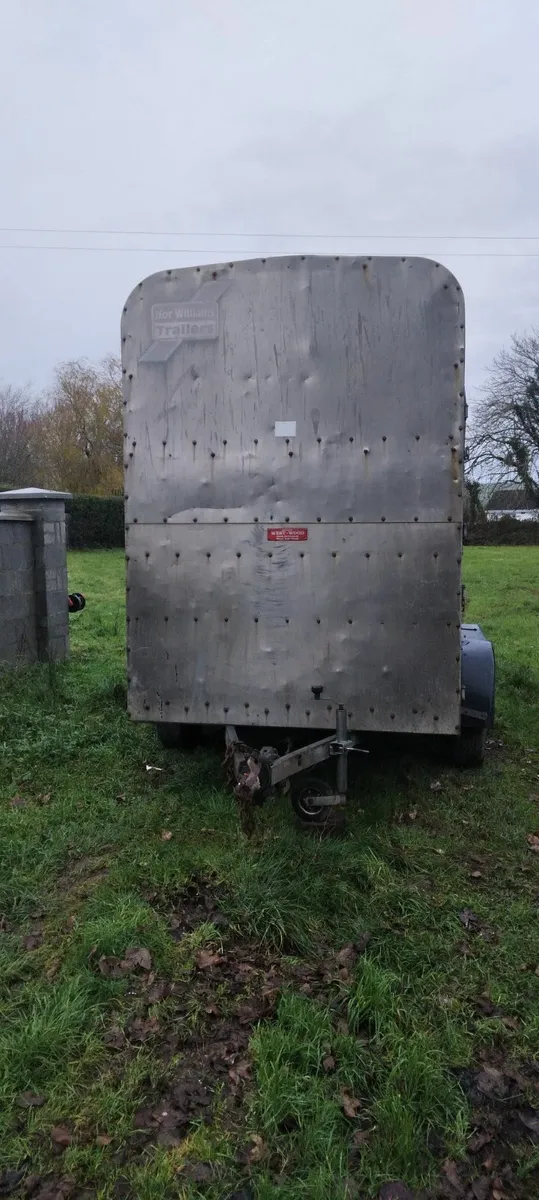 Cattle Box - Image 3