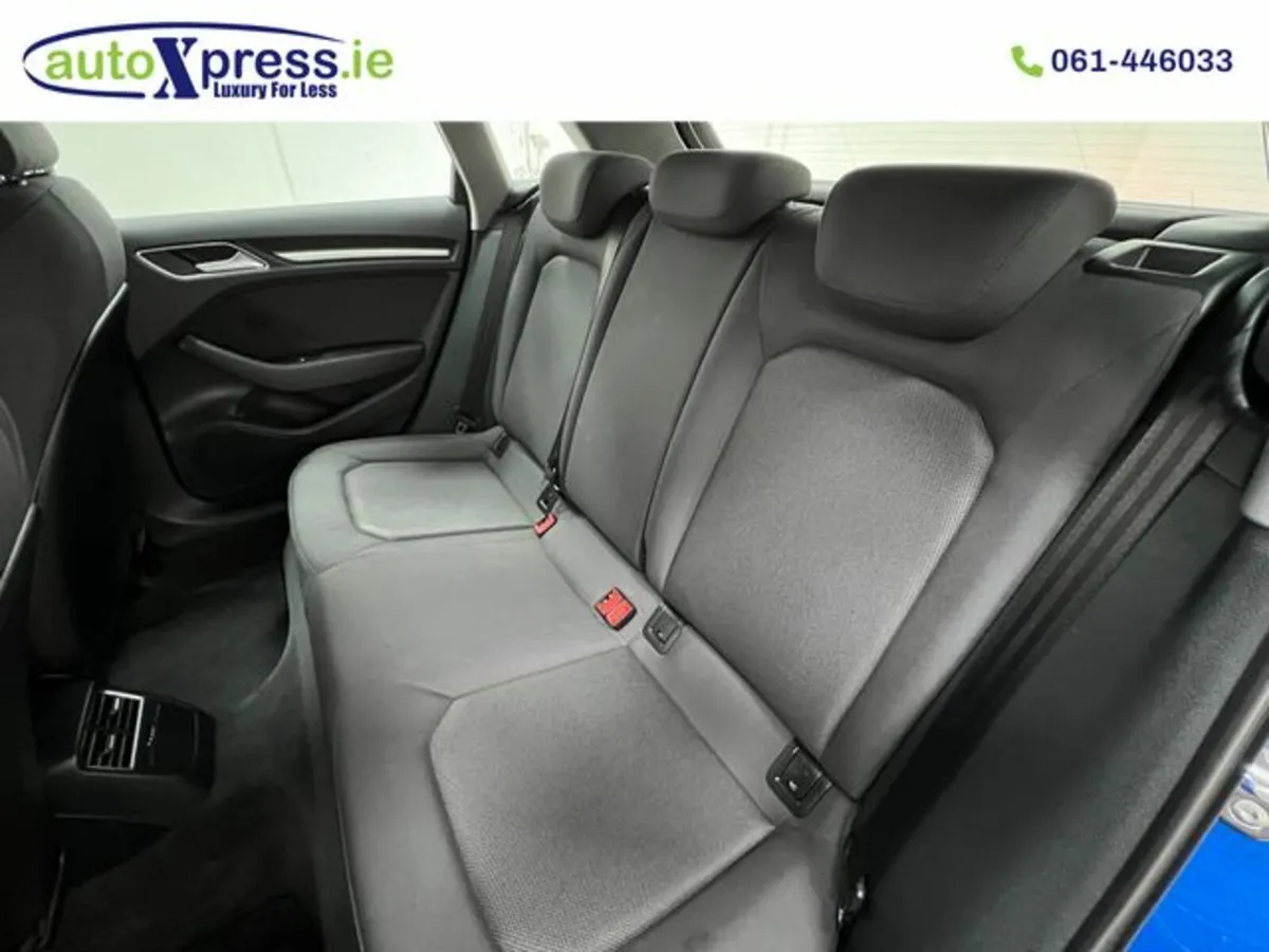 Audi A3 Sportsback 30TFSI Automatic, Reversing cam - Image 4