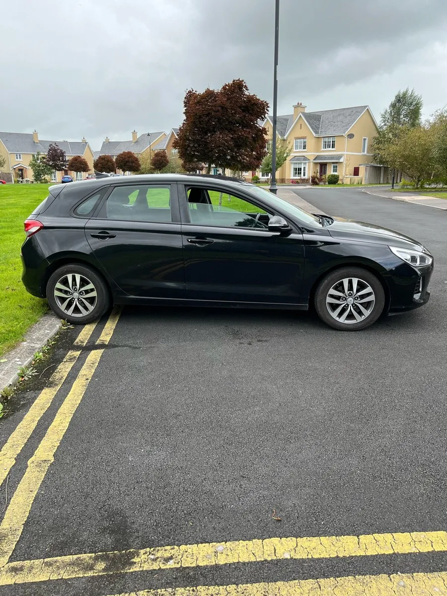 Hyundai i30 172 1.6 crdi (price €7500) - Image 1