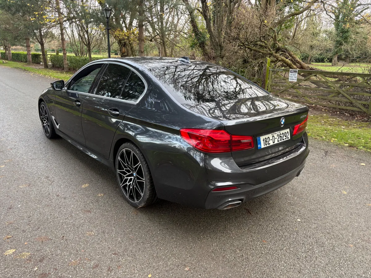 BMW 5-Series M sport - Image 4