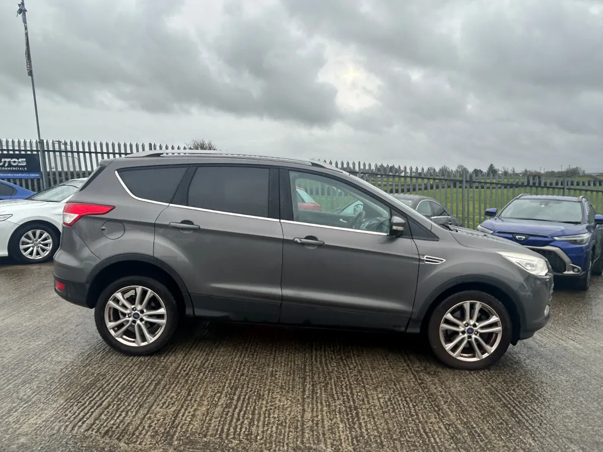 Ford Kuga 2.0 TDCI Titanium 4WD  2014 - Image 2