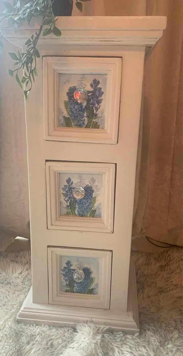 Set of drawers - Image 1