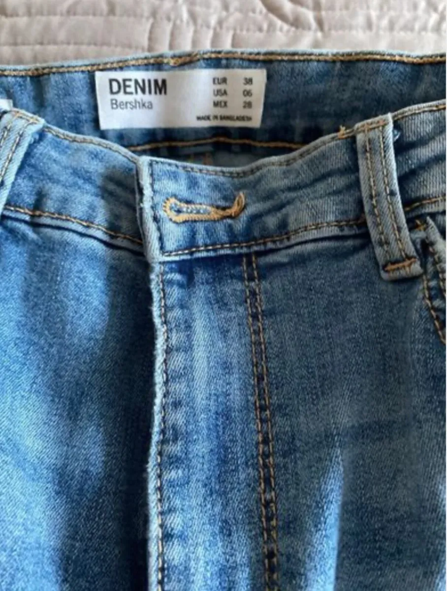 Bershka - Skinnies High Rise - Size 38 UK - Image 1