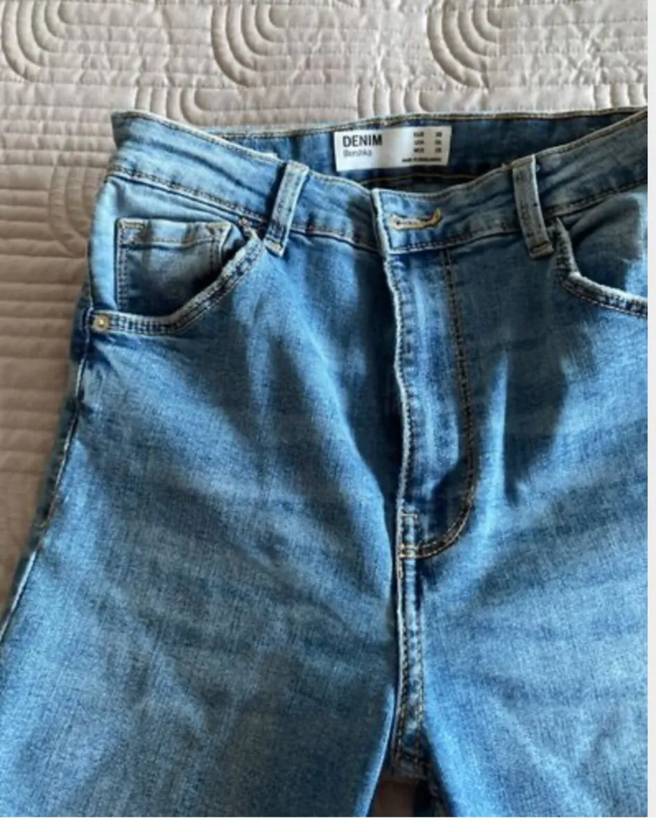 Bershka - Skinnies High Rise - Size 38 UK - Image 4