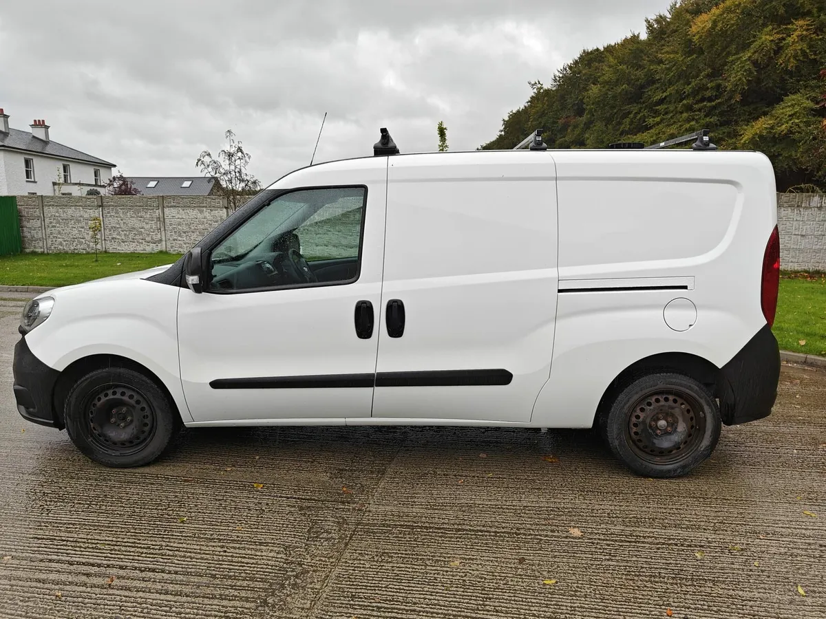 Van for sale - Image 3
