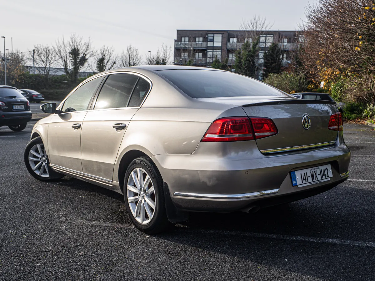 Volkswagen Passat 2014 - Image 4