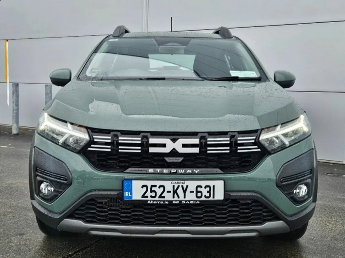 Dacia Sandero Stepway STEPWAY Expression TCe 90 GS - Image 2