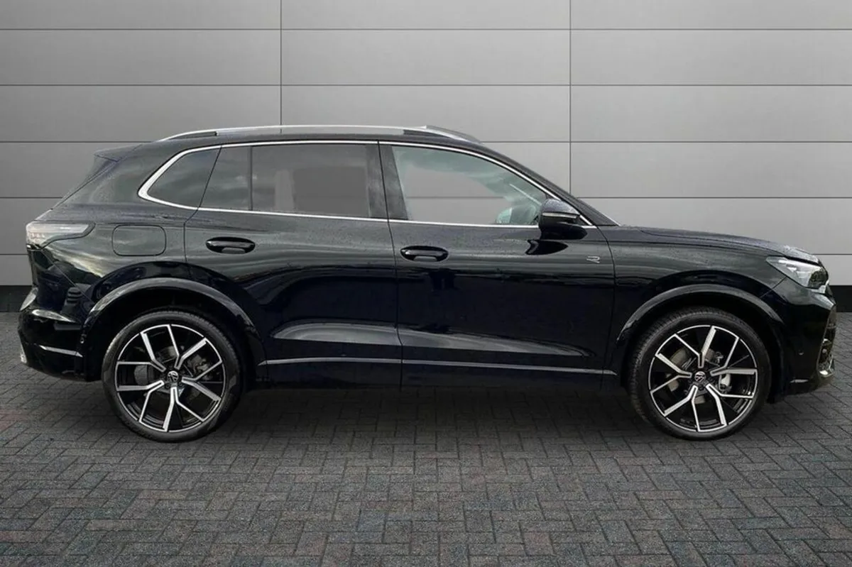 Volkswagen Tiguan Tiguan R-Line 272Bhp 1.5Tsi Phev - Image 2