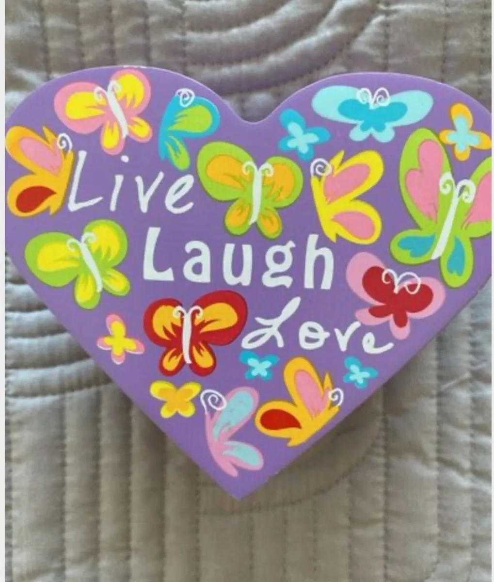 Beautiful ornate small jewellery box - Live Laugh - Image 1