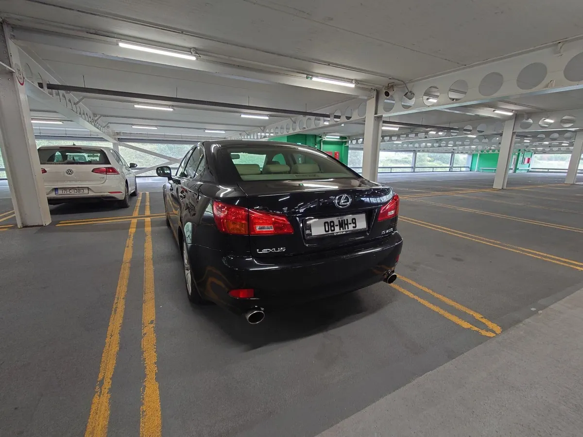 Lexus IS250 2008 6-Auto Very Clean Great Condition - Image 2