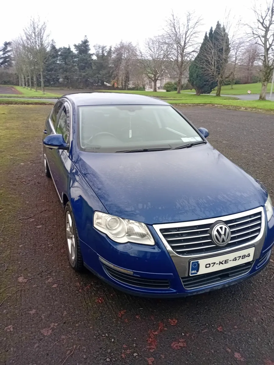 Volkswagen Passat 2007 - Image 1