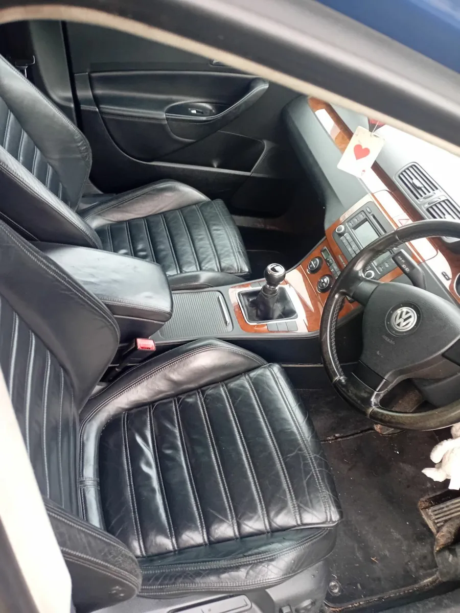 Volkswagen Passat 2007 - Image 4