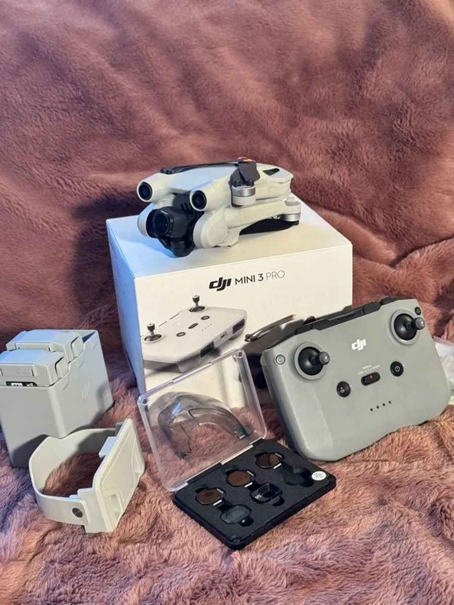 Drone DJI Mini 3 Pro fly more combo + extras - Image 2