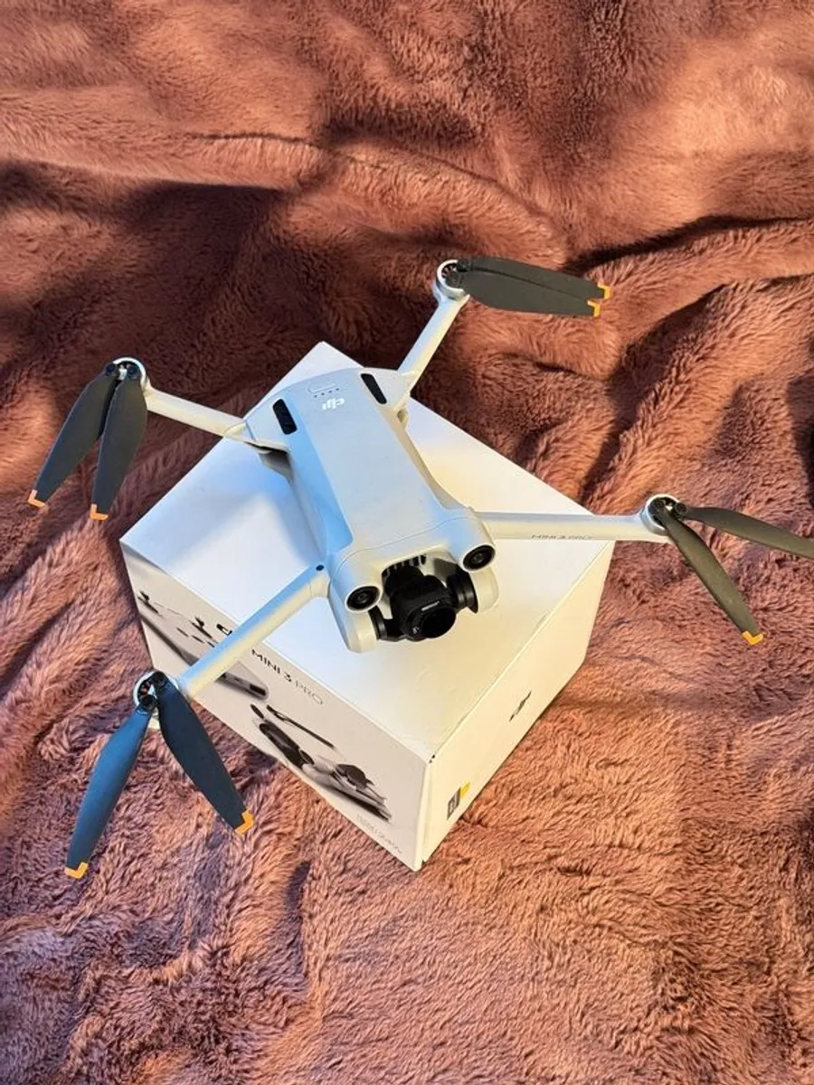 Drone DJI Mini 3 Pro fly more combo + extras - Image 3