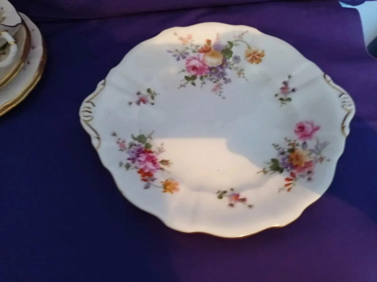 Beautiful  Crown Derby China 'Posies' Tea Set - Image 4