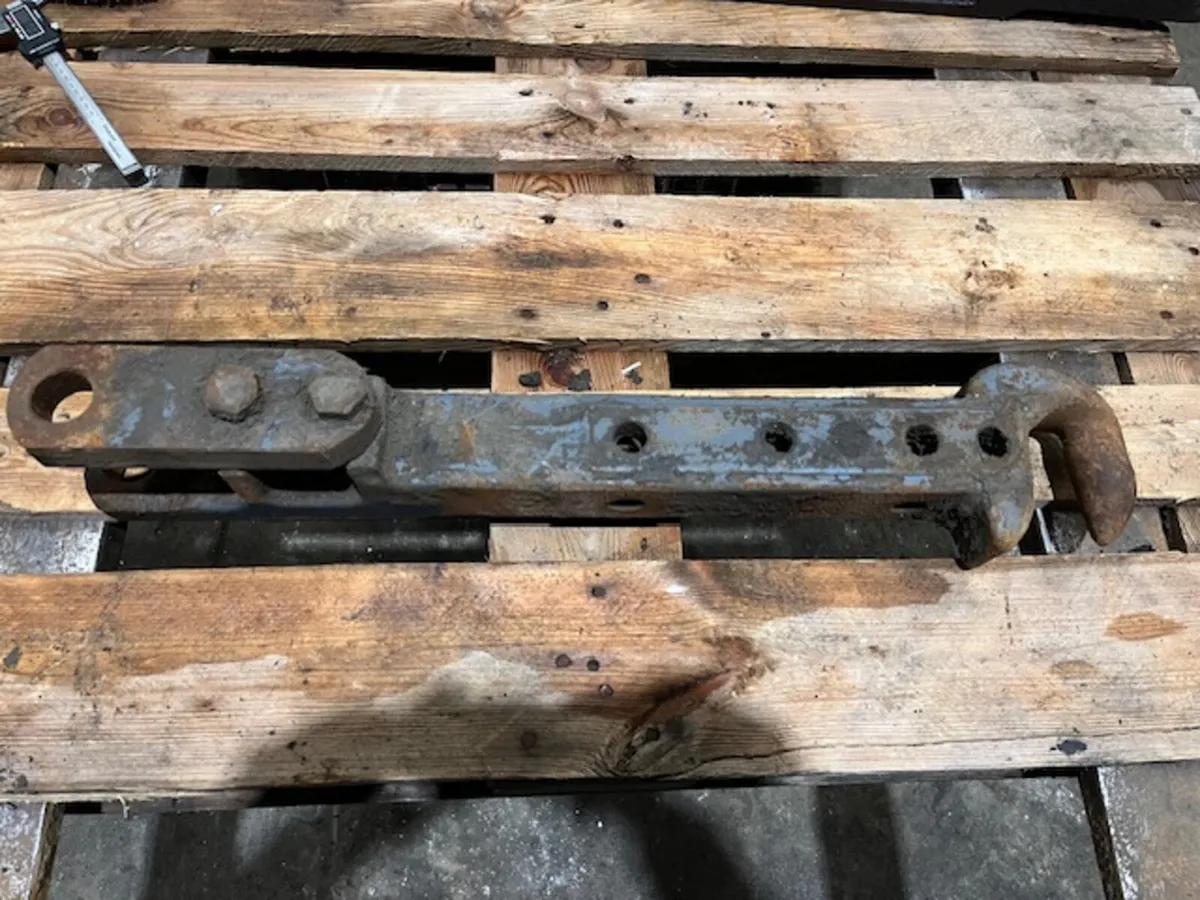 Ford/NH 40 Series Drawbar/PUH combination - Image 1