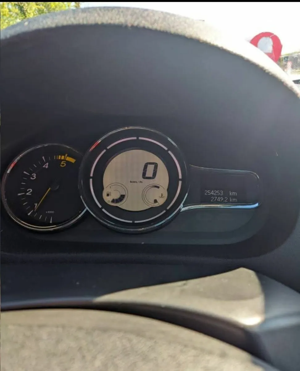 Renault Megane 2009 - Image 1