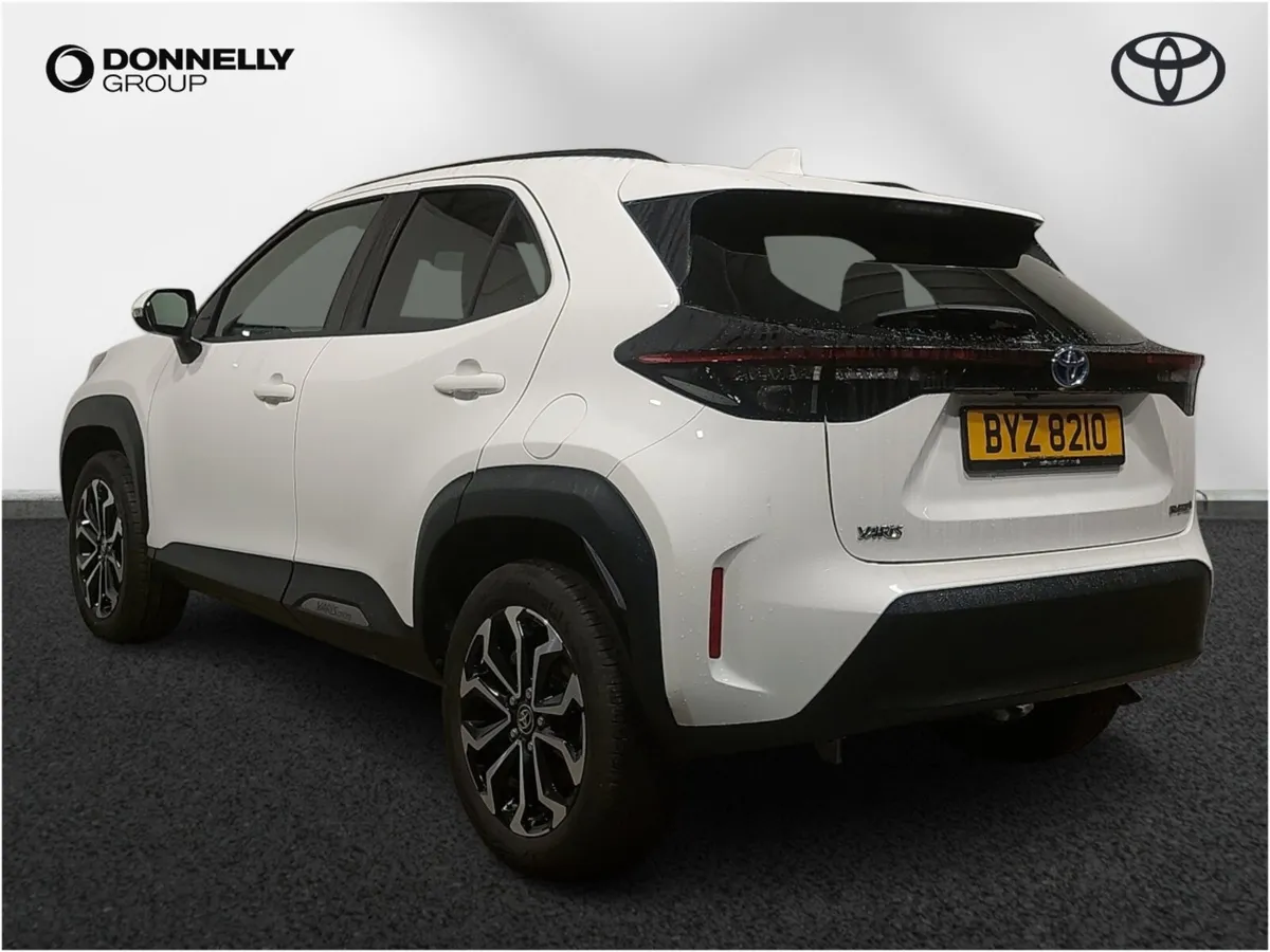 Toyota Yaris Cross Estate Design - Image 2