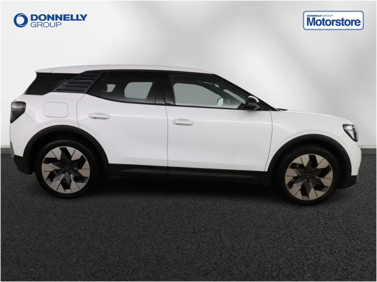 Ford Explorer Electric Estate Premium - Image 3