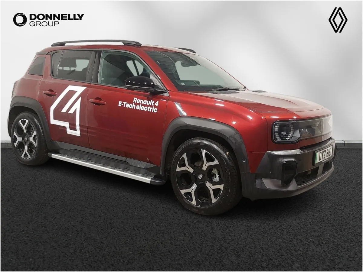 Renault 4 E-Tech Estate Techno - Image 1