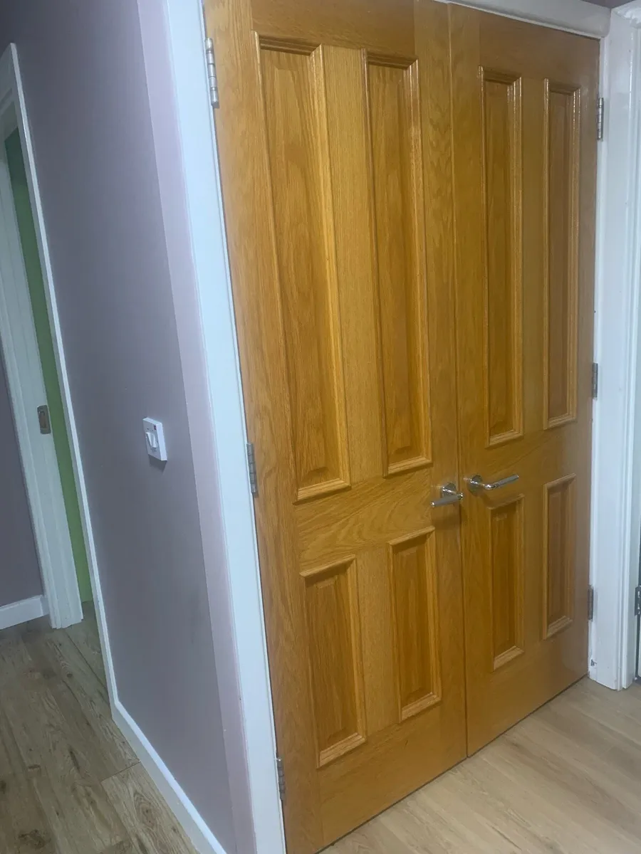 2x oak doors 24x78 - Image 1