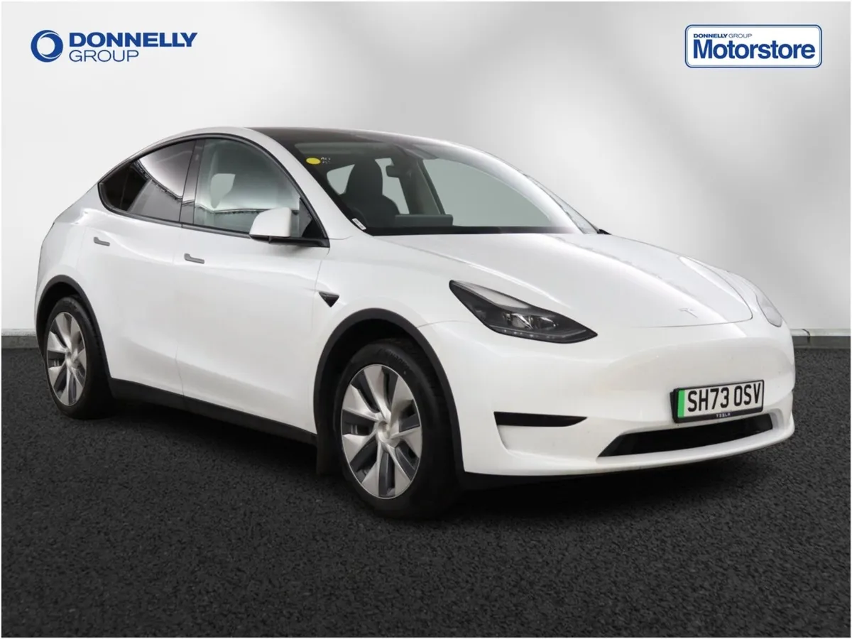 Tesla Model Y Hatchback - Image 1