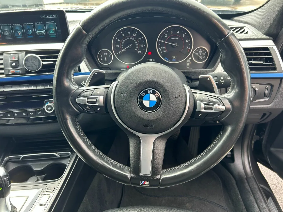 BMW 3-Series 2017 - Image 4